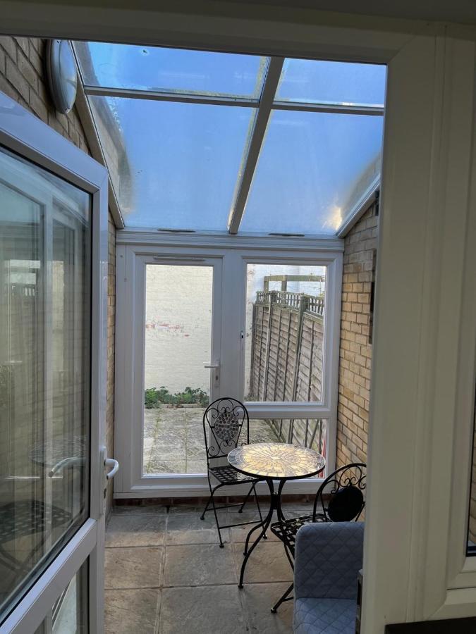 Three Bedroom House In Tooting By Star Apartments London Bagian luar foto